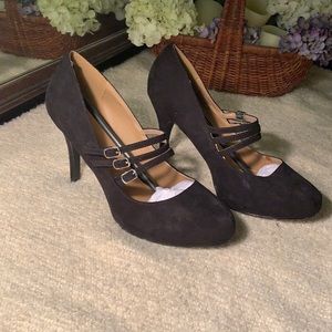 NWT Cecily JustFab heels - size 10 - black suede
